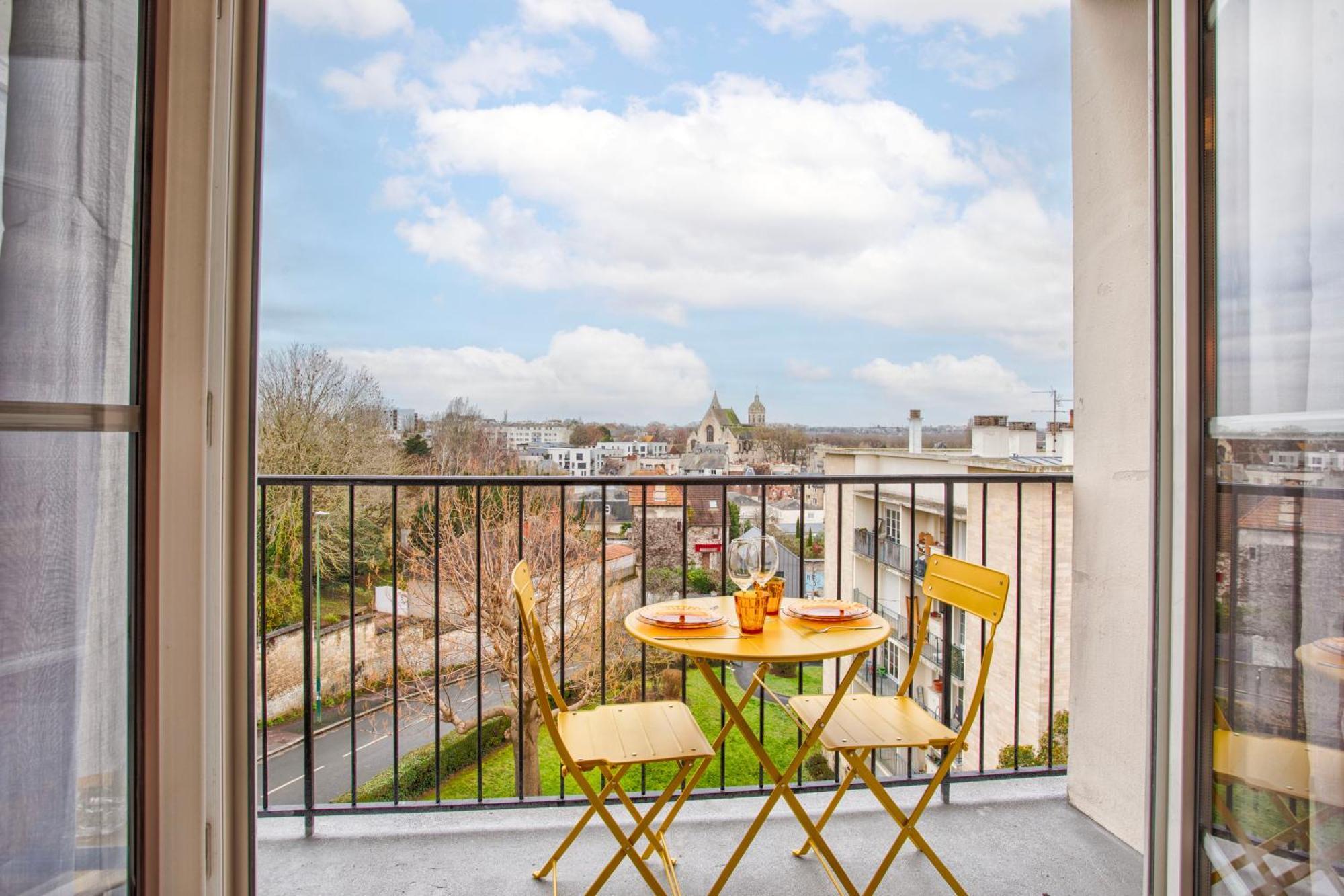Annee 70 - Jacuzzi Et Balcon *