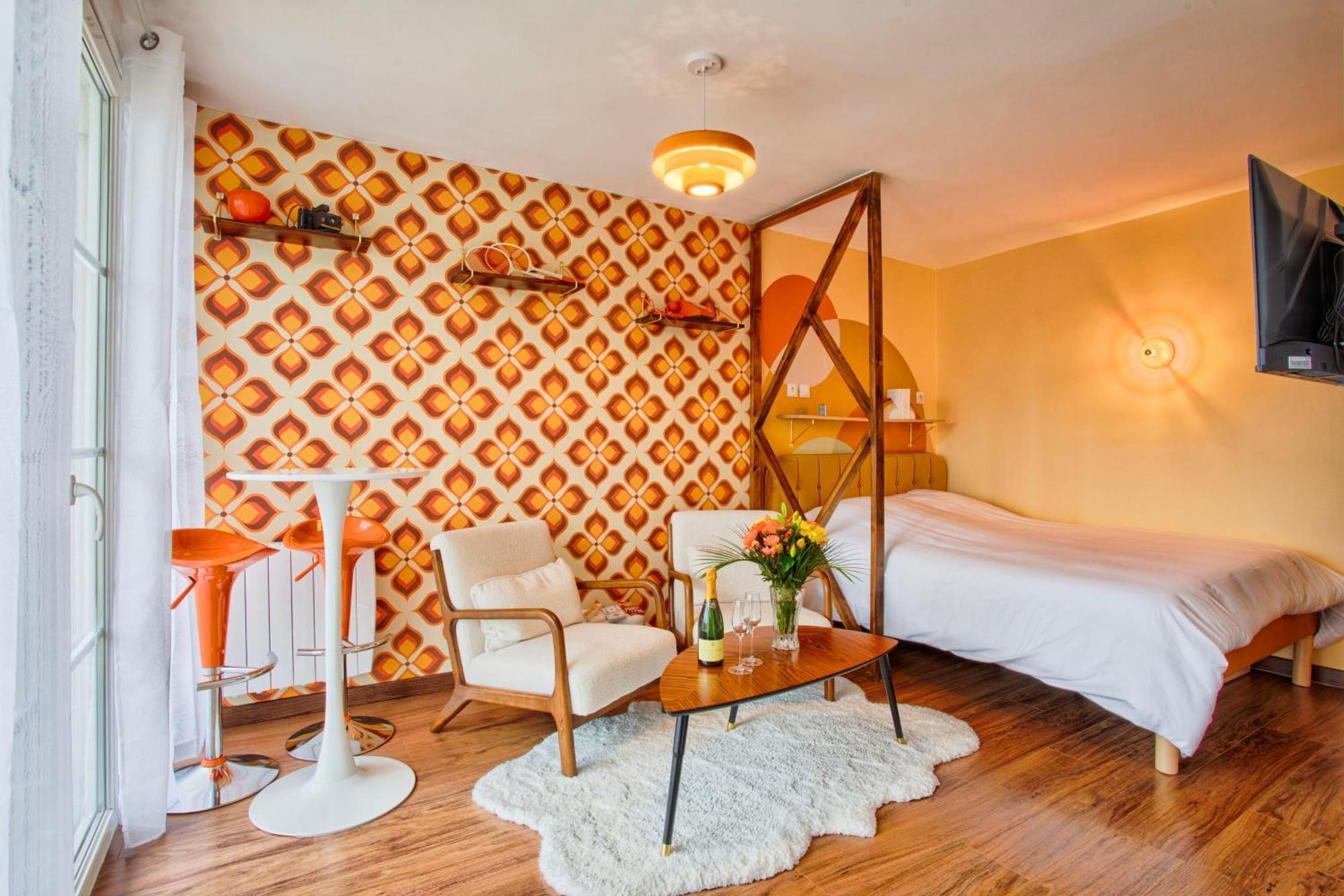 Annee 70 - Jacuzzi Et Balcon Apartment Caen